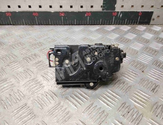 Замок двери задней правой Volkswagen Golf IV (1J) 1997-2004  Volkswagen Golf Golf IV (1J) 1997-2004