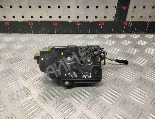 Замок двери передней левой Volkswagen Golf IV (1J) 1997-2004  Volkswagen Golf Golf IV (1J) 1997-2004