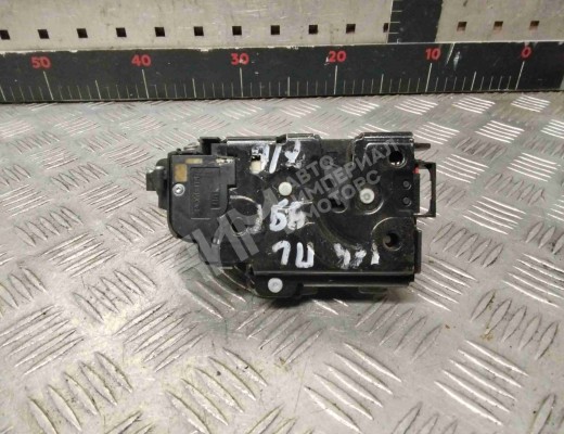 Замок двери передней левой Volkswagen Golf IV (1J) 1997-2004  Volkswagen Golf Golf IV (1J) 1997-2004