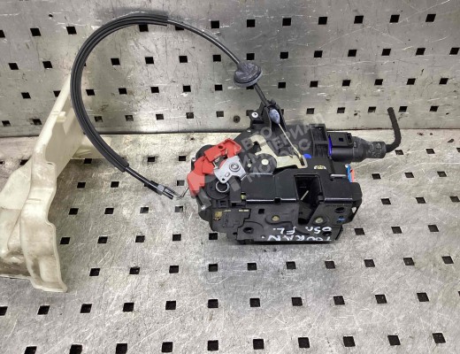 Замок двери передней левой Volkswagen Touran I (1T) 2003-2006  Volkswagen Touran Touran I (1T) 2003-2006