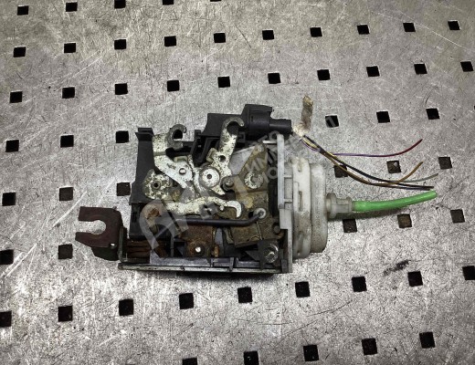 Замок двери передней правой Audi A8 D2 (4D) 1994-2002  Audi A8 A8 D2 (4D) 1994-2002
