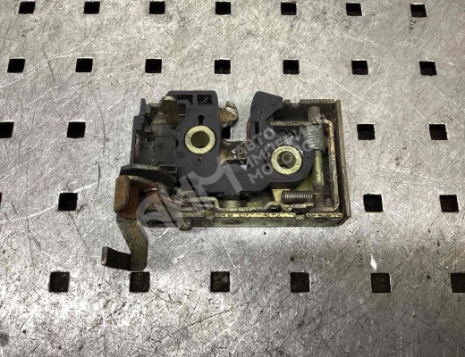 Замок двери передней правой Volkswagen Passat B4 (3A) 1993-1997  Volkswagen Passat Passat B4 (3A) 1993-1997