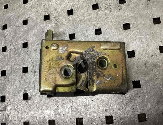 Замок двери передней правой Volkswagen Passat B4 (3A) 1993-1997  Volkswagen Passat Passat B4 (3A) 1993-1997