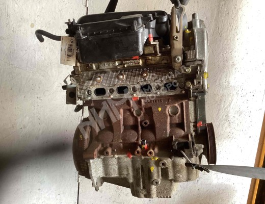 Двигатель Renault Megane II 2002-2006  Renault Megane Megane II 2002-2006