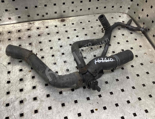 Фланец (тройник) системы охлаждения Volkswagen Golf IV (1J) 1997-2004  Volkswagen Golf Golf IV (1J) 1997-2004