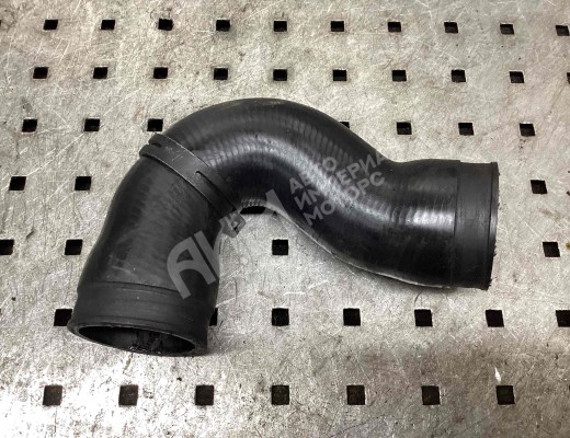 Патрубок интеркулера Volkswagen Golf IV (1J) 1997-2004  Volkswagen Golf Golf IV (1J) 1997-2004