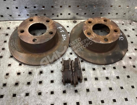 Диск тормозной задний Volkswagen Passat B5 (3B) 1996-2000  Volkswagen Passat Passat B5 (3B) 1996-2000