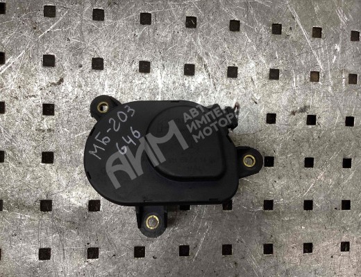 Сервопривод заслонок впускного коллектора Mercedes C (W203) 2000-2004  Mercedes C C (W203) 2000-2004