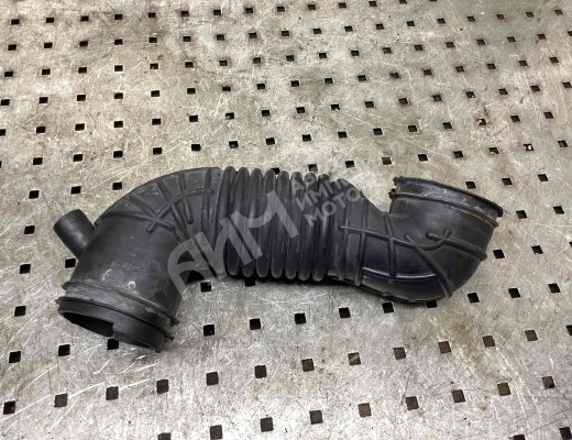 Патрубок воздушного фильтра Ford Mondeo III 2000-2003  Ford Mondeo Mondeo III 2000-2003
