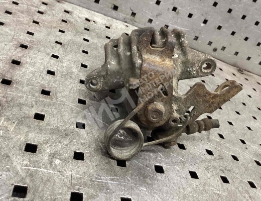 Суппорт задний левый Volkswagen Passat B5 (3B) 1996-2000  Volkswagen Passat Passat B5 (3B) 1996-2000