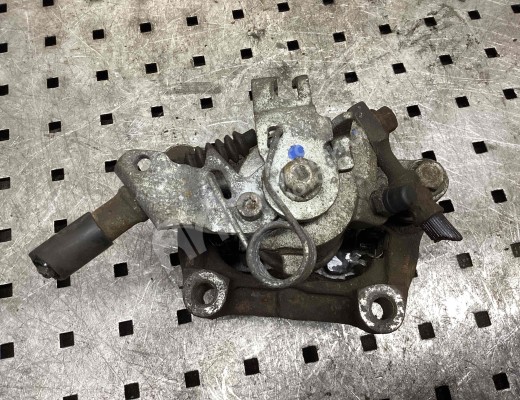 Суппорт задний левый Opel Astra H 2004-2007  Opel Astra Astra H 2004-2007