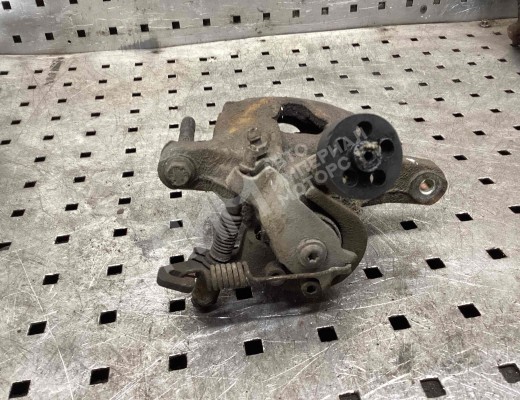 Суппорт задний правый Ford Mondeo III 2000-2003  Ford Mondeo Mondeo III 2000-2003