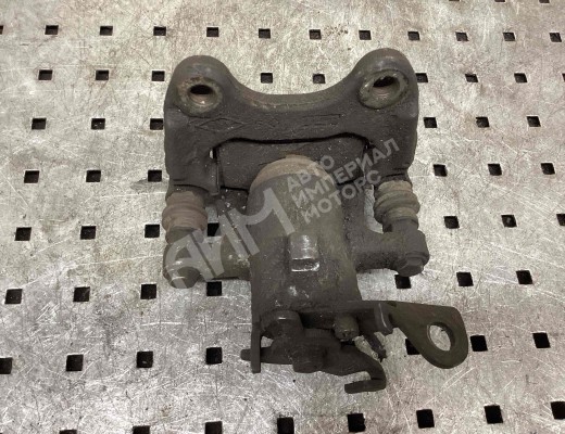 Суппорт задний правый Renault Scenic II (JM) 2003-2006  Renault Scenic Scenic II (JM) 2003-2006
