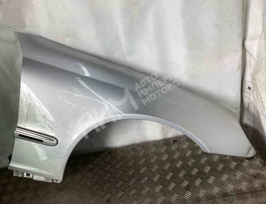Крыло переднее правое Mercedes C (W203) 2000-2004  Mercedes C C (W203) 2000-2004