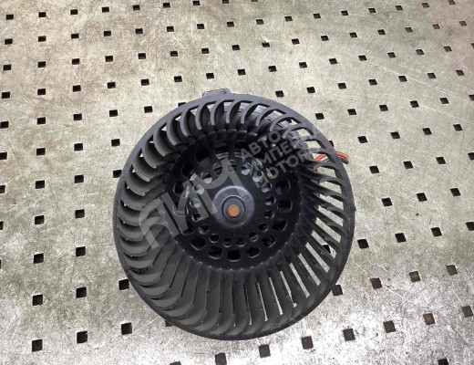 Моторчик печки Peugeot 308 (T7) 2007-2015  Peugeot 308 308 (T7) 2007-2015