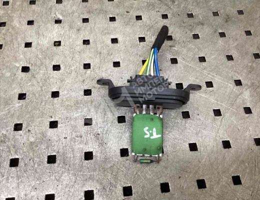 Сопротивление печки Volkswagen Transporter T5 (7H) 2003-2015  Volkswagen Transporter Transporter T5 (7H) 2003-2015