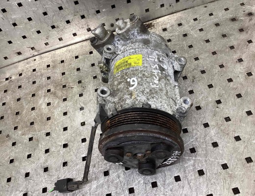 Компрессор кондиционера Ford Focus II 2005-2008  Ford Focus Focus II 2005-2008