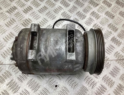Компрессор кондиционера Audi A4 B5 (8D) 1994-1999  Audi A4 A4 B5 (8D) 1994-1999
