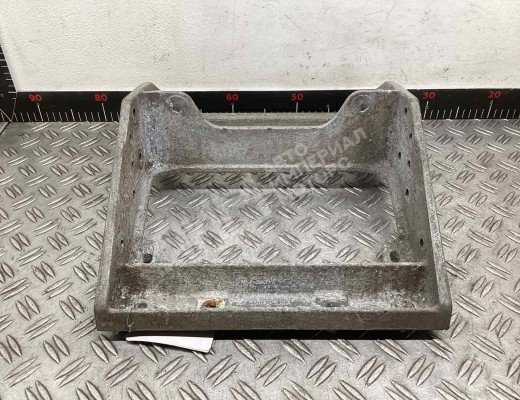 Кронштейн подножки Renault Premium II 2006-2013  Renault Premium Premium II 2006-2013