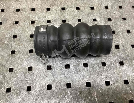 Патрубок интеркулера Ford T. Connect I 2009-2012 рестайлинг  Ford Transit Connect T. Connect I 2009-2012 рестайлинг