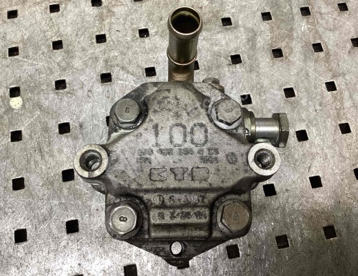 Насос гидроусилителя руля Volkswagen Golf IV (1J) 1997-2004  Volkswagen Golf Golf IV (1J) 1997-2004