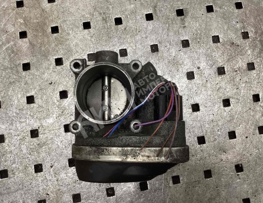 Заслонка дроссельная Volkswagen Polo IV (9N) 2001-2005  Volkswagen Polo Polo IV (9N) 2001-2005