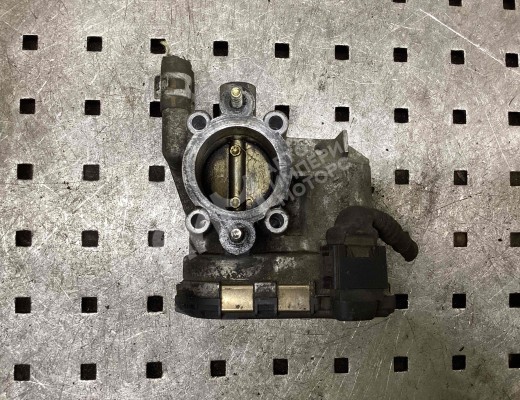 Заслонка дроссельная Opel Corsa C 2000-2003  Opel Corsa Corsa C 2000-2003