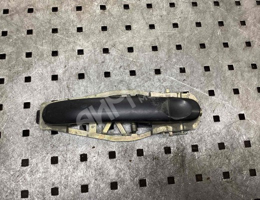 Ручка наружная задняя левая Volkswagen Touran I (1T) 2003-2006  Volkswagen Touran Touran I (1T) 2003-2006