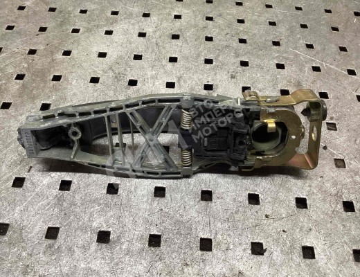 Ручка наружная передняя левая Volkswagen Touran I (1T) 2003-2006  Volkswagen Touran Touran I (1T) 2003-2006