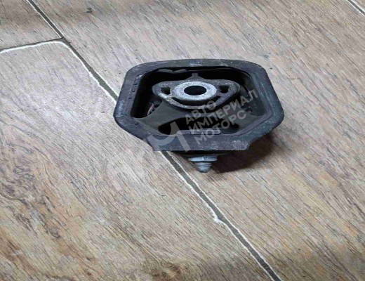 Подушка крепления двигателя Mercedes A (W169) 2004-2012  Mercedes A A (W169) 2004-2012