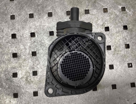 Расходомер воздуха Volkswagen Golf IV (1J) 1997-2004  Volkswagen Golf Golf IV (1J) 1997-2004