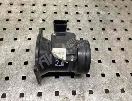 Расходомер воздуха Audi A4 B5 (8D) 1994-1999  Audi A4 A4 B5 (8D) 1994-1999