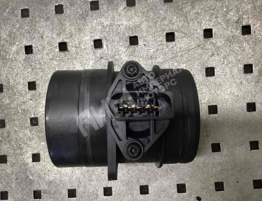 Расходомер воздуха Volkswagen Passat B6 (3C) 2005-2010  Volkswagen Passat Passat B6 (3C) 2005-2010