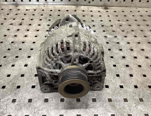 Генератор Renault Megane II 2002-2006  Renault Megane Megane II 2002-2006