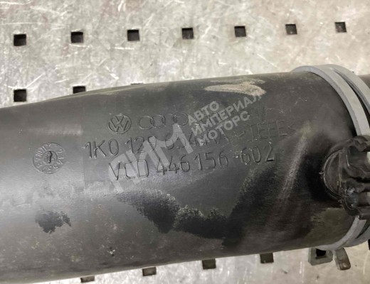Патрубок интеркулера Volkswagen Golf V (1K) 2004-2009  Volkswagen Golf Golf V (1K) 2004-2009
