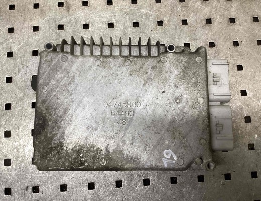 Блок управления двигателем Chrysler Voyager III (GS) 1995-2001  Chrysler Voyager Voyager III (GS) 1995-2001