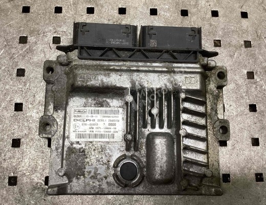 Блок управления двигателем Ford Mondeo V 2012-2019  Ford Mondeo Mondeo V 2012-2019