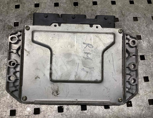 Блок управления двигателем Renault Megane II 2002-2006  Renault Megane Megane II 2002-2006