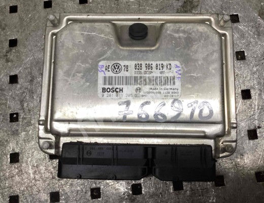 Блок управления двигателем Volkswagen Passat B5+ (3B) 2000-2005 рестайлинг  Volkswagen Passat Passat B5+ (3B) 2000-2005 рестайлинг