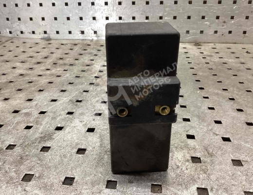 Реле вентилятора Volkswagen Polo IV (9N) 2001-2005  Volkswagen Polo Polo IV (9N) 2001-2005