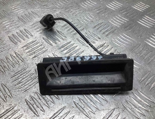 Ручка крышки багажника Volkswagen Touareg I (7L) 2002-2006  Volkswagen Touareg Touareg I (7L) 2002-2006