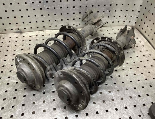 Стойка передняя левая Opel Vectra C 2002-2005  Opel Vectra Vectra C 2002-2005