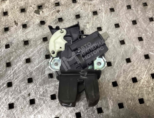 Замок багажника Volkswagen Passat B6 (3C) 2005-2010  Volkswagen Passat Passat B6 (3C) 2005-2010