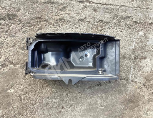 Ус под фару левый Scania P-series I 2004-2017  Scania P-series P-series I 2004-2017