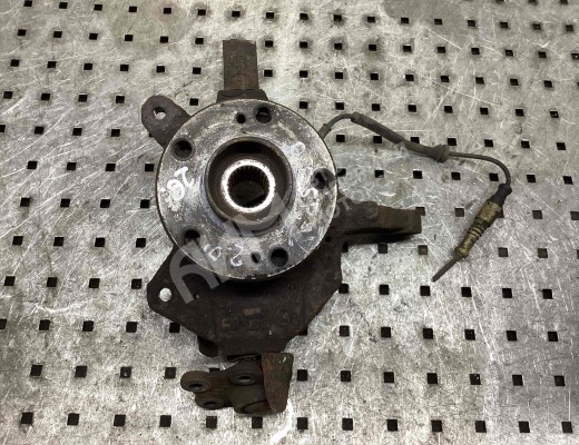 Ступица передняя левая Renault Espace IV 2002-2006  Renault Espace Espace IV 2002-2006