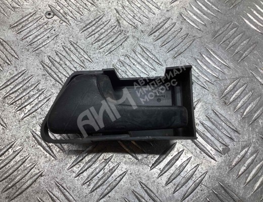 Ручка внутренняя передняя левая Volkswagen Golf III (1H) 1991-1997  Volkswagen Golf Golf III (1H) 1991-1997