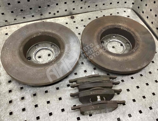 Диск тормозной передний Audi A4 B5 (8D) 1994-1999  Audi A4 A4 B5 (8D) 1994-1999