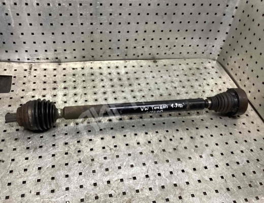Полуось передняя правая (приводной вал, ШРУС) Volkswagen Touran I (1T) 2003-2006  Volkswagen Touran Touran I (1T) 2003-2006