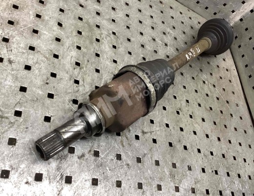 Полуось передняя левая (приводной вал, ШРУС) Renault Megane II 2002-2006  Renault Megane Megane II 2002-2006