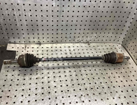 Полуось передняя правая (приводной вал, ШРУС) Nissan Almera II (N16) 2000-2006  Nissan Almera Almera II (N16) 2000-2006